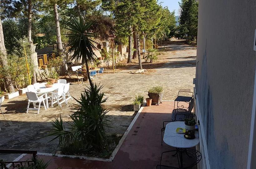 Bed and Breakfast Villa Barone