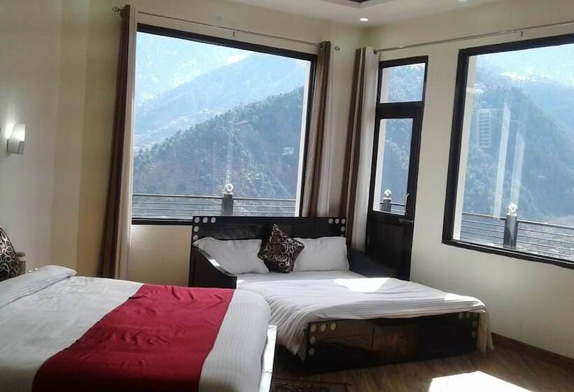 בית מלון כפרי Treebo Anjukul