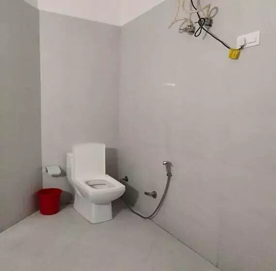 Hotelli Treebo Anjukul