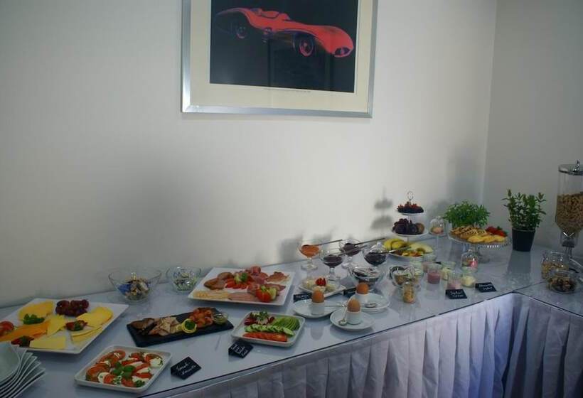 Отель Fast Lane