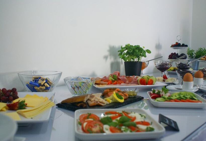 Отель Fast Lane