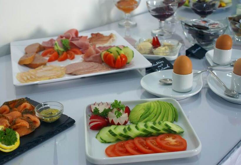 Отель Fast Lane