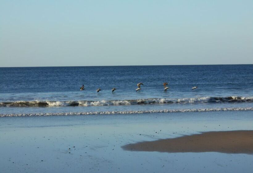 هتل Jardines Del Paraiso