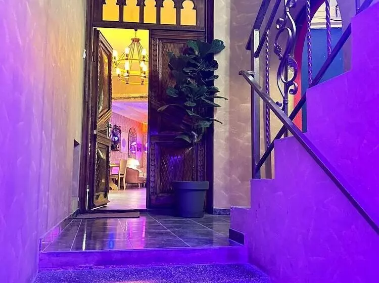 هتل Piano