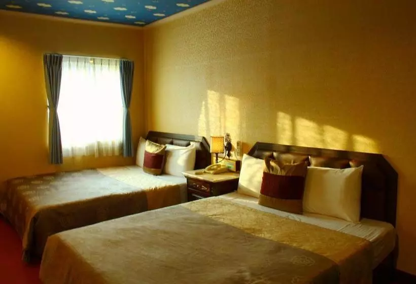 Shinyes Motel