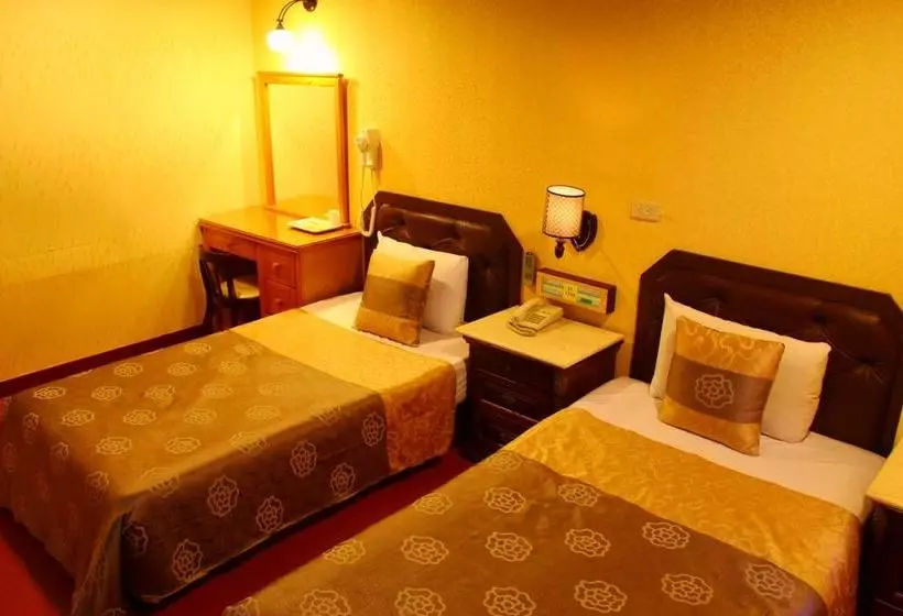 Shinyes Motel