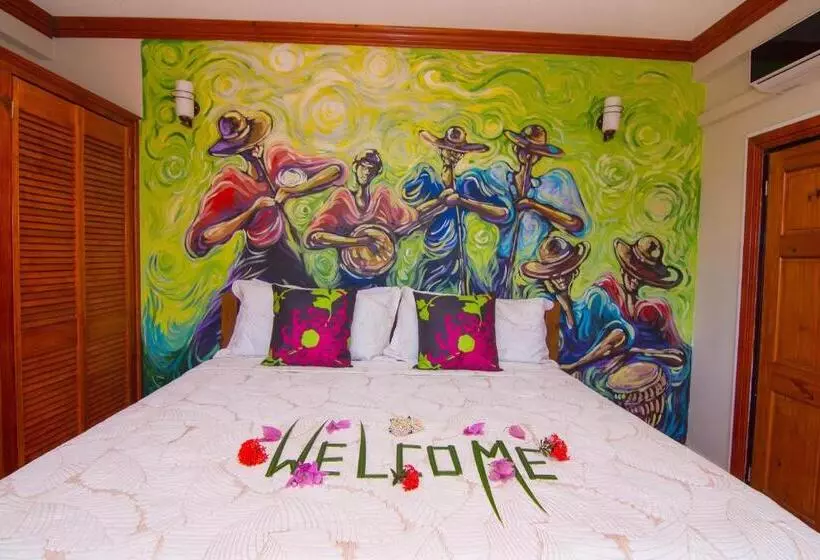 استراحتگاه Samfi Gardens