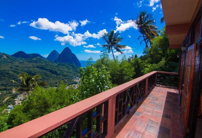 استراحتگاه Samfi Gardens