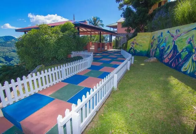 استراحتگاه Samfi Gardens