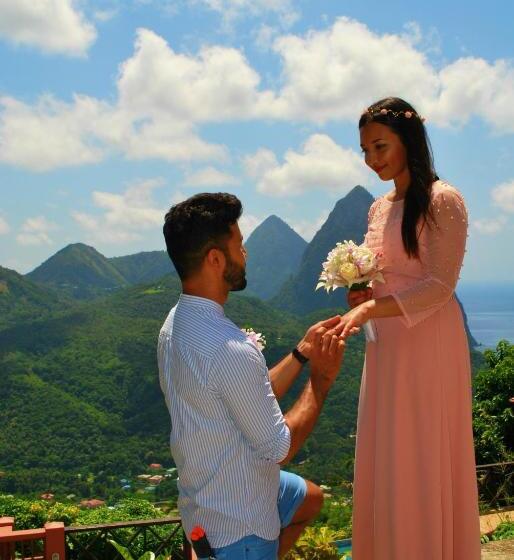 استراحتگاه Samfi Gardens