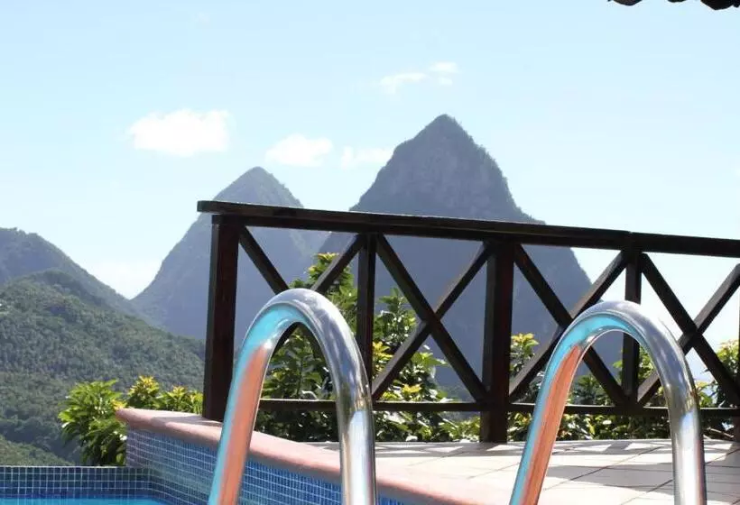 استراحتگاه Samfi Gardens