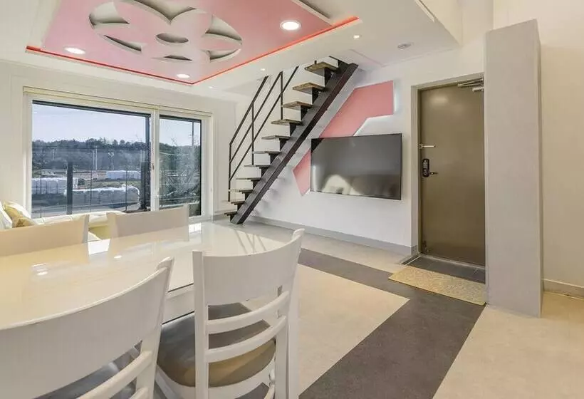 Gyeongju The One Pension