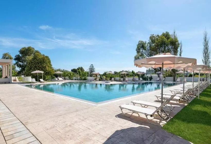 Hotelli Afandou Bay Village