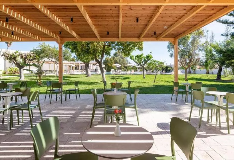 Hotelli Afandou Bay Village