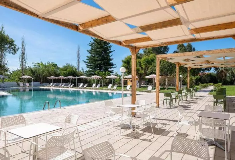 Hotelli Afandou Bay Village