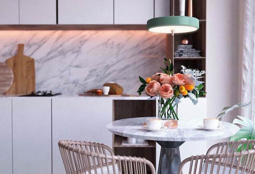 هتل Gajrash Suites