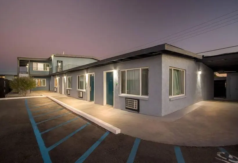 Hotelli Suburban Studios Ridgecrest Near China Lake Naval Station
