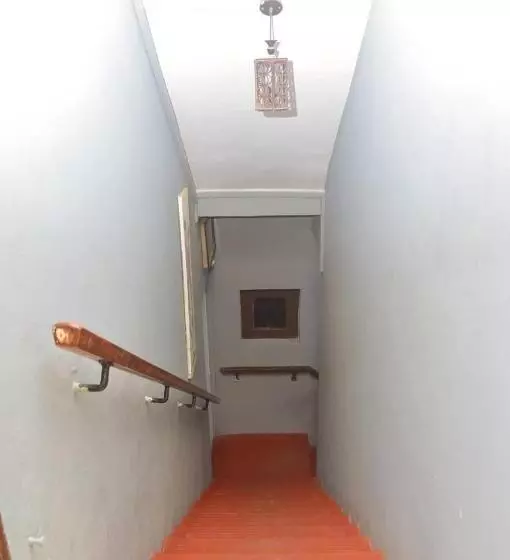 هاستل Rafiki Apartment