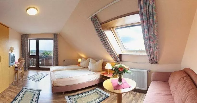 Hotelli Annas Gastehaus