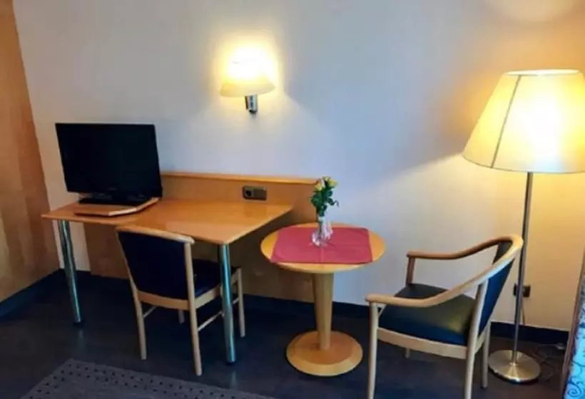 Hotelli Annas Gastehaus