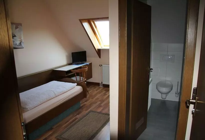 Hotelli Annas Gastehaus