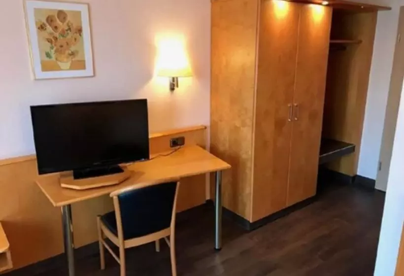 Hotelli Annas Gastehaus