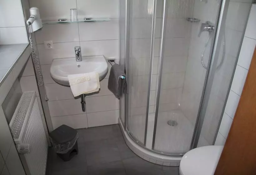 Hotelli Annas Gastehaus