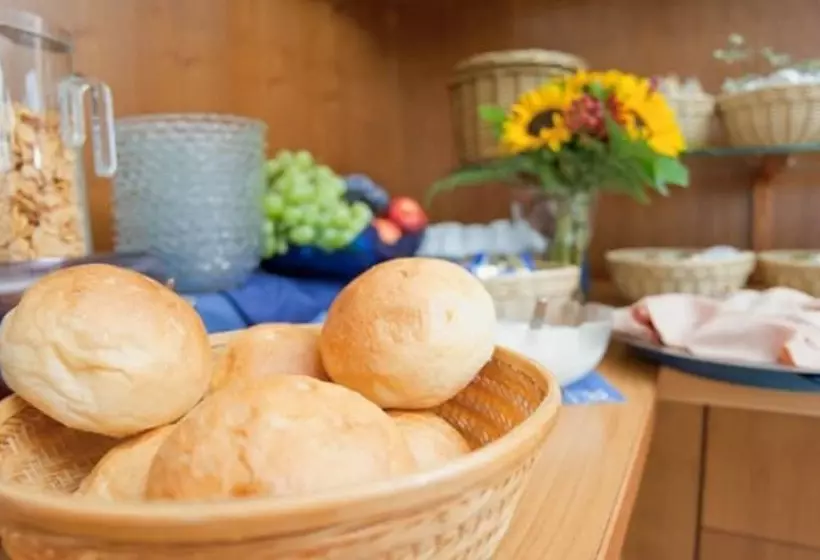 Hotelli Annas Gastehaus