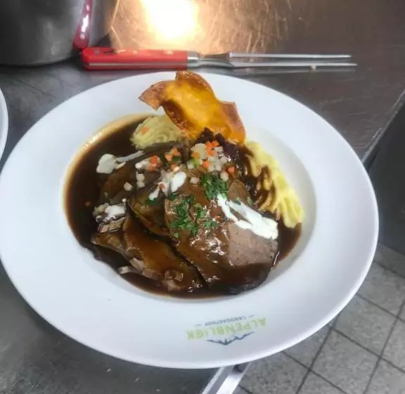 Hotelli Landgasthof Alpenblick An Der Wutachschlucht Südschwarzwald