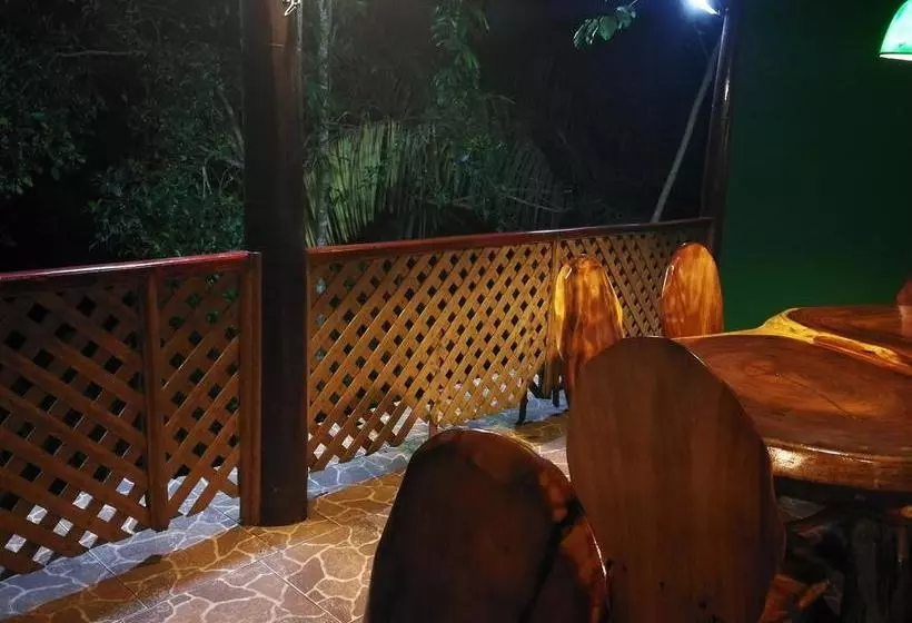 Hotelli Manuel Antonio Park House  Adults Only