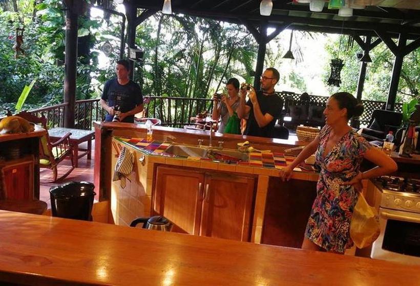 هتل Manuel Antonio Park House Adults Only