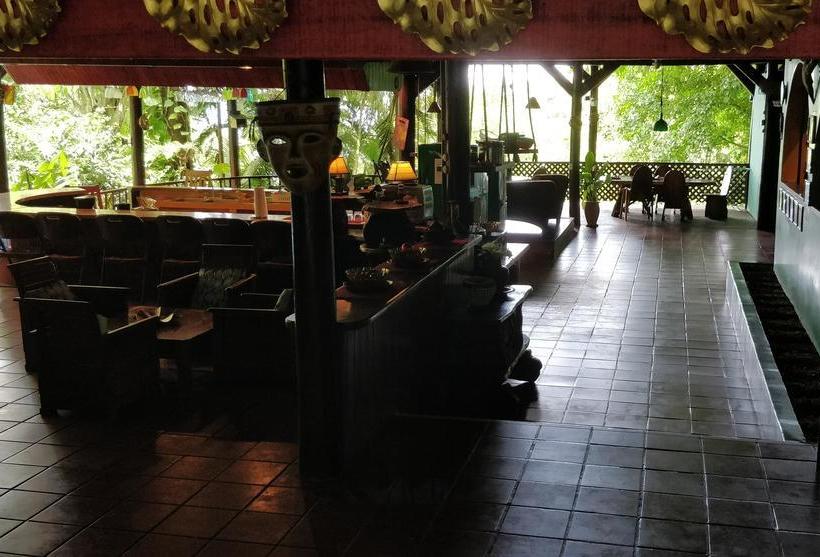 Отель Manuel Antonio Park House Adults Only