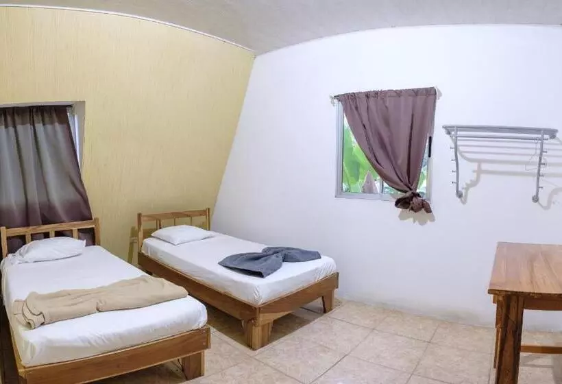 Hotelli Mapi's Cabins