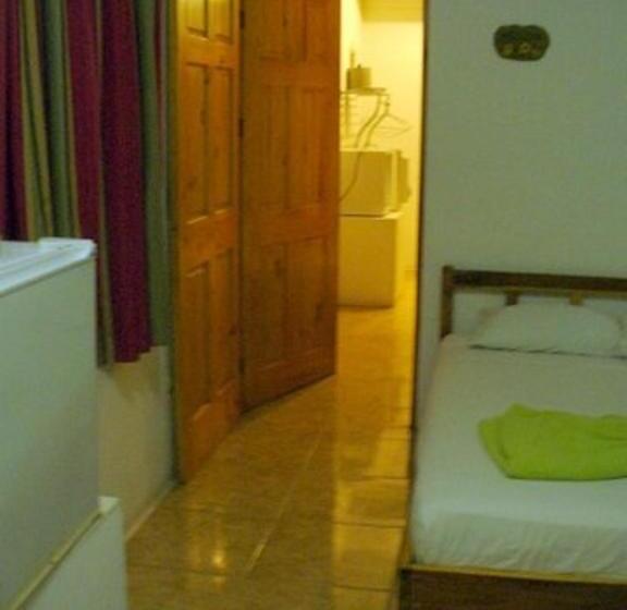 בית מלון כפרי Mapi's Cabins