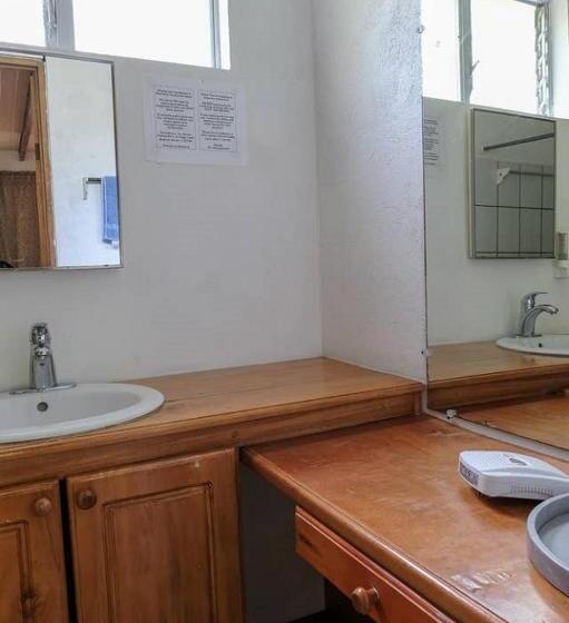 בית מלון כפרי Mapi's Cabins