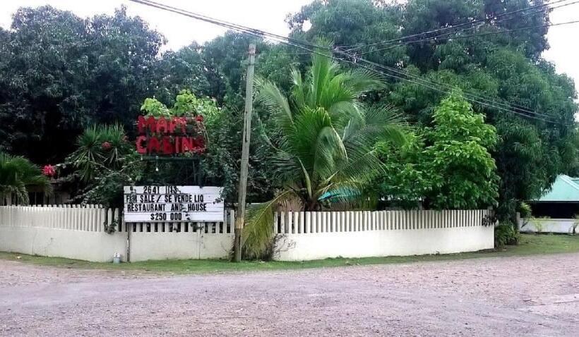 בית מלון כפרי Mapi's Cabins