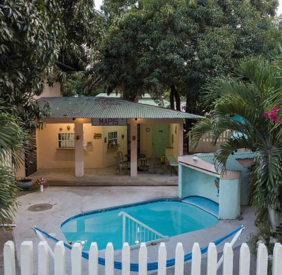 בית מלון כפרי Mapi's Cabins