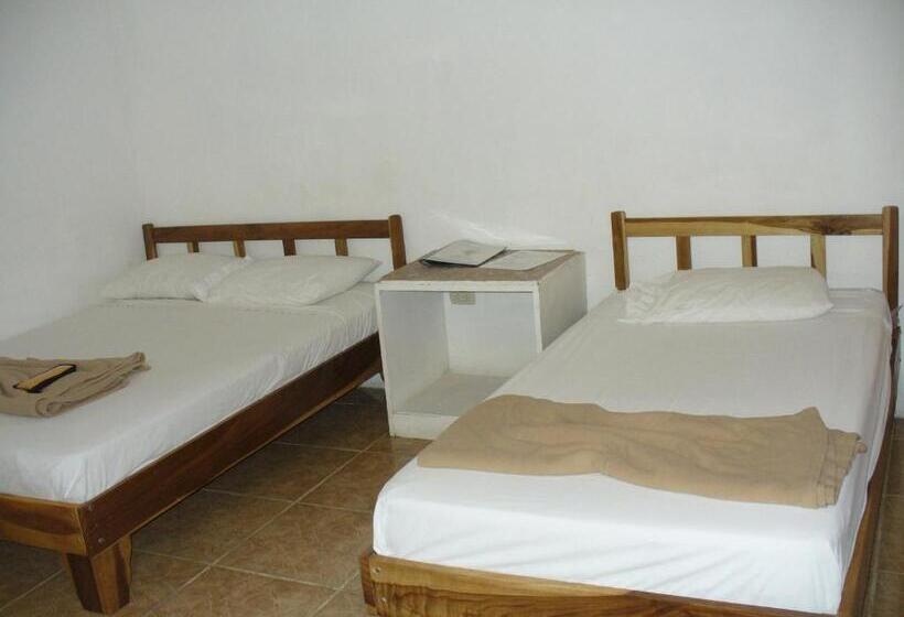 בית מלון כפרי Mapi's Cabins