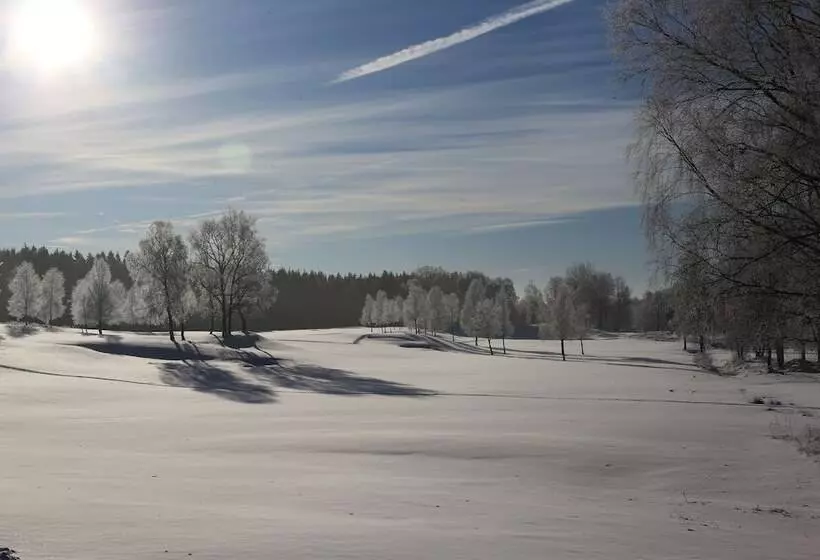 Hotelli Woodlands Country Club