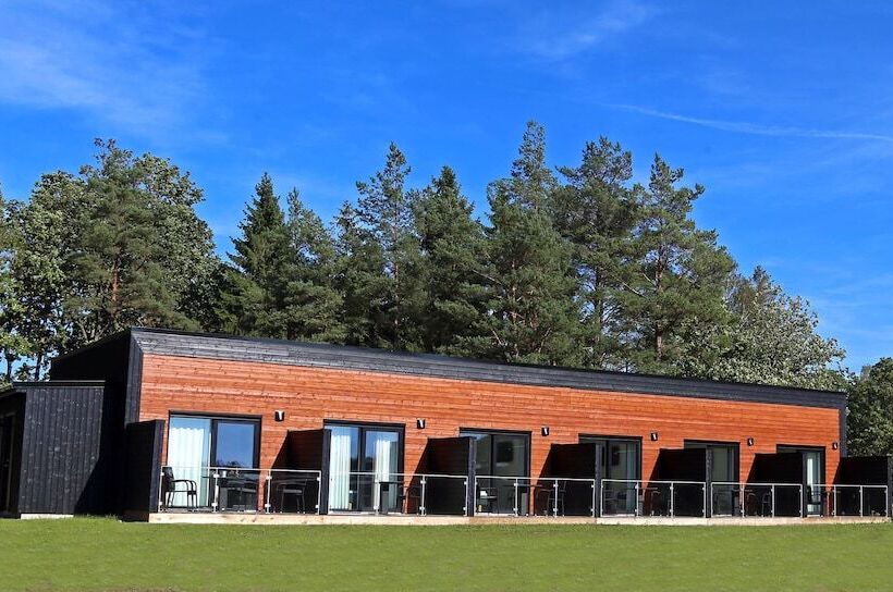 בית מלון כפרי Woodlands Country Club