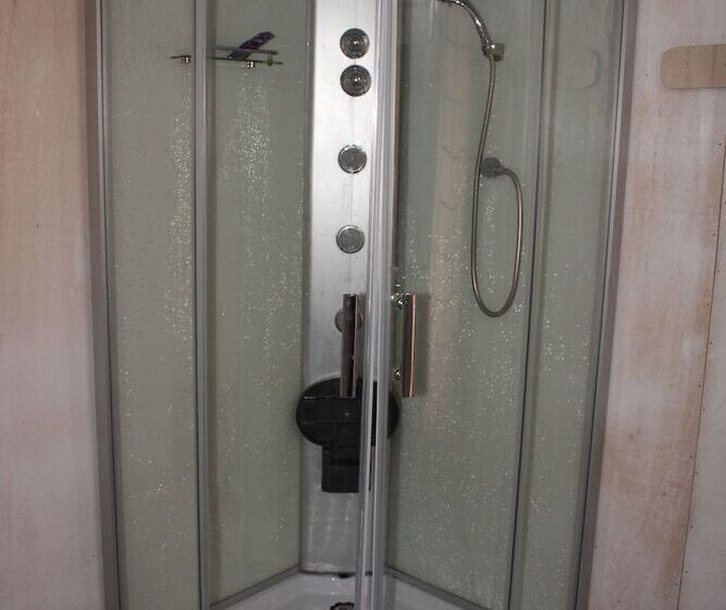 ホテル Titicaca Floating Lodge