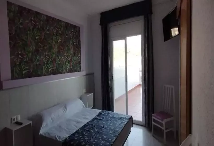 簡易ホテル Valles