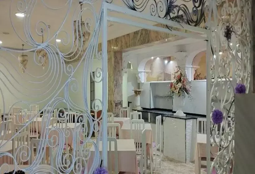 簡易ホテル Valles