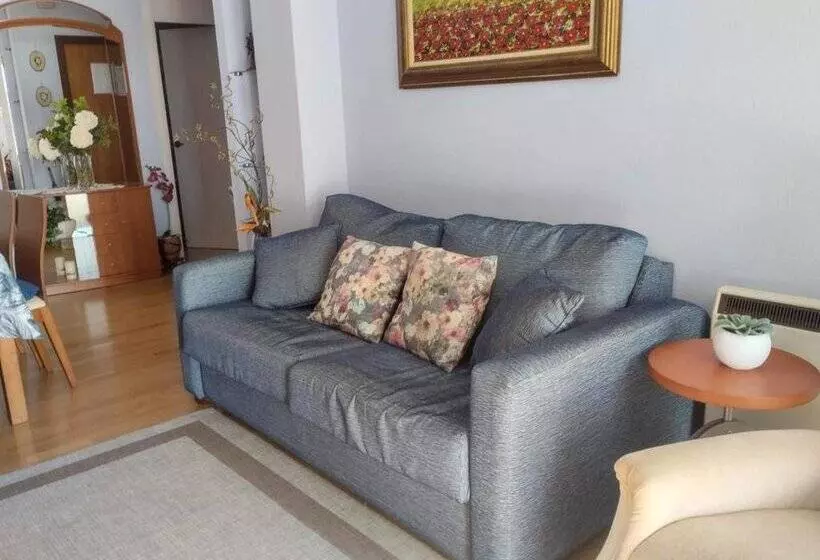 Apartamentos Pedras Negras Grove 3000