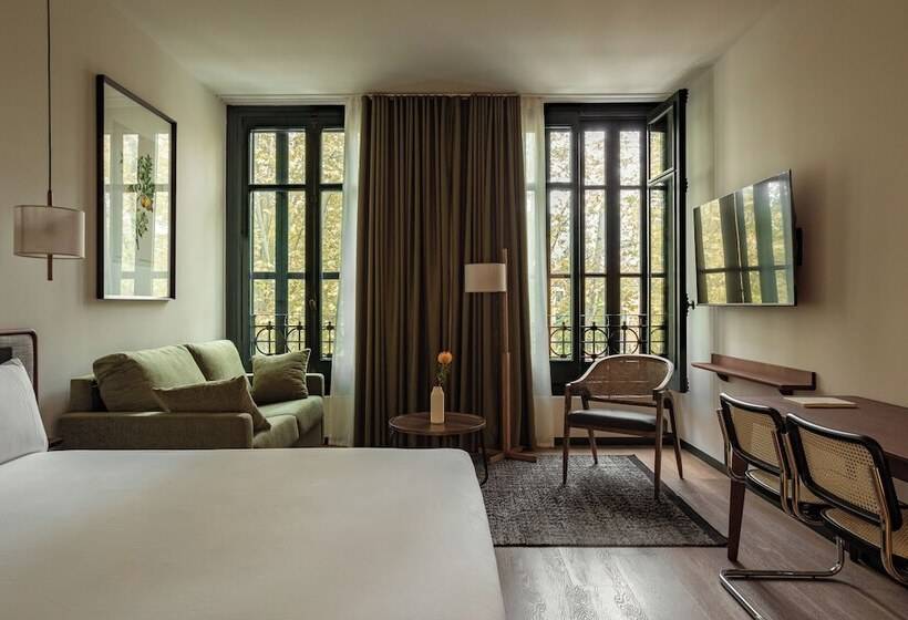 Batimont Suites & Apartments