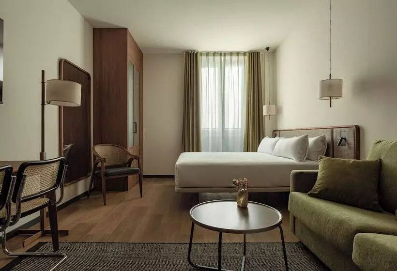 Batimont Suites & Apartments