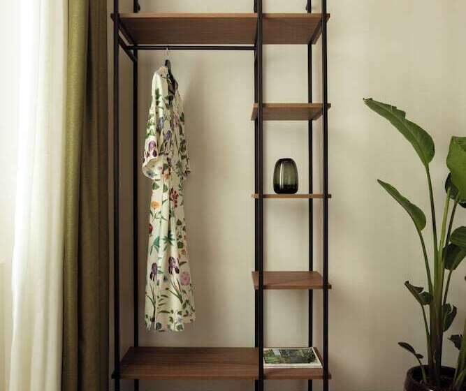 Batimont Suites & Apartments