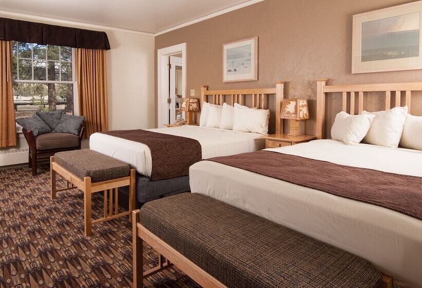 فندق Old Faithful Inn Inside The Park