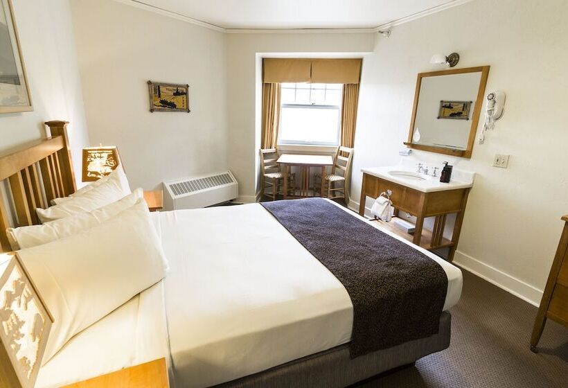 فندق Old Faithful Inn Inside The Park