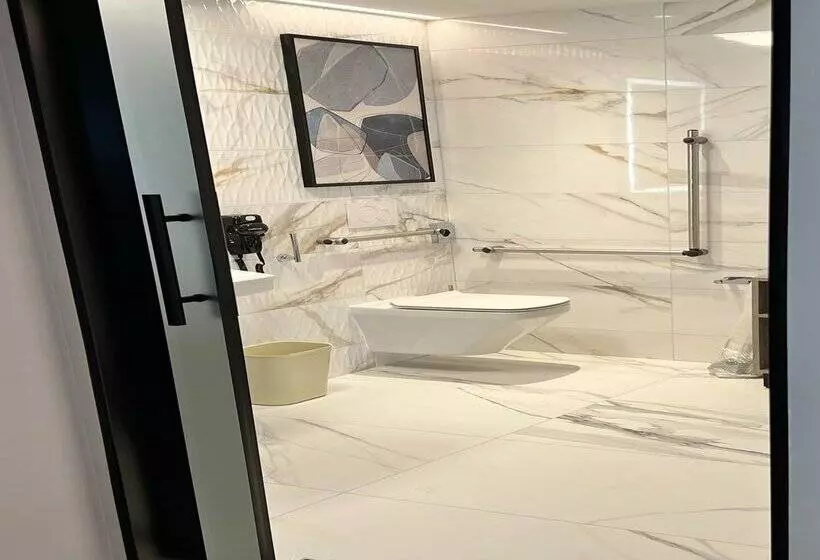 Hotel Riu Plaza Toronto